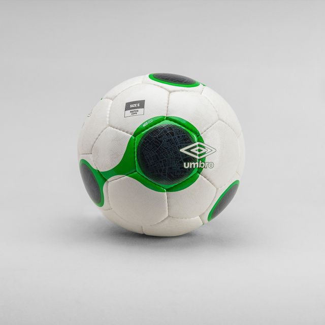 Bola De Campo Umbro Neo Eco